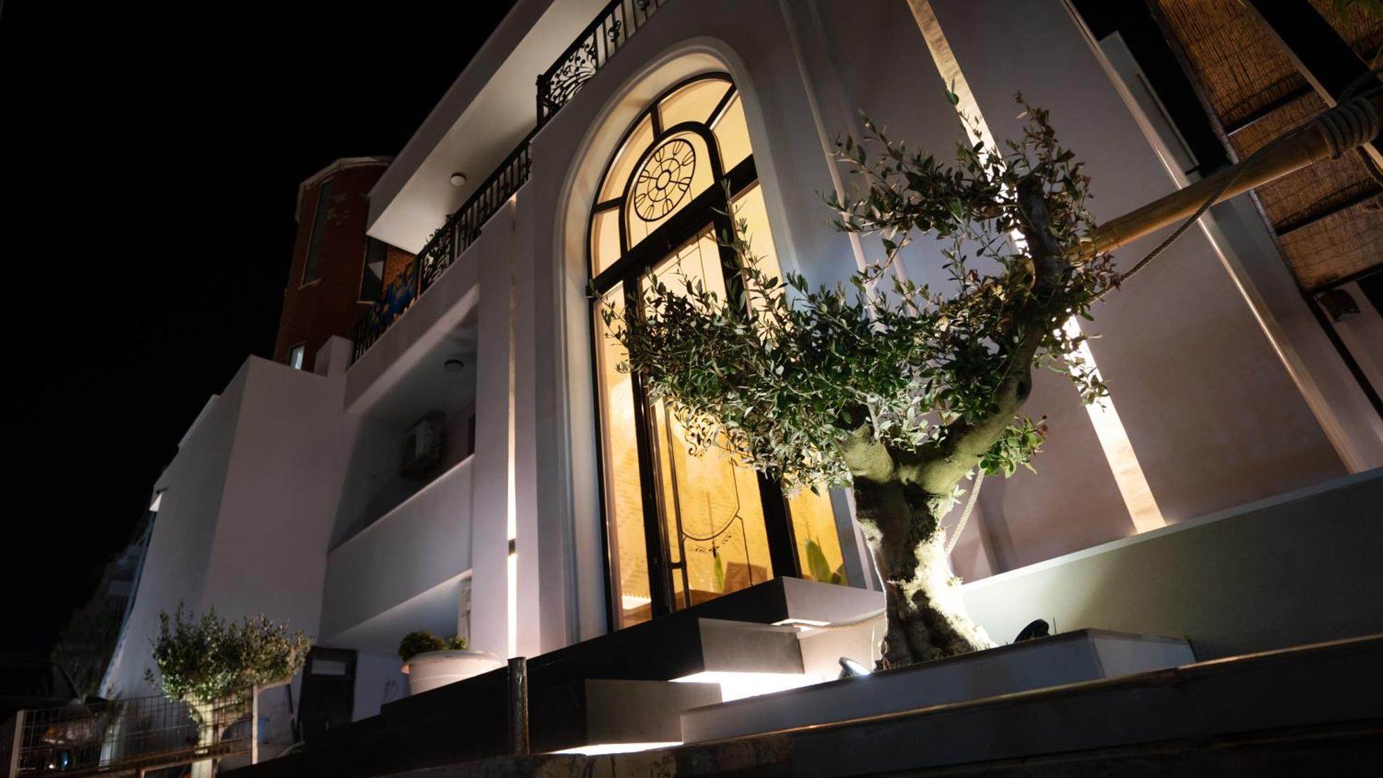 Hotel Saly Дуррес Екстер'єр фото